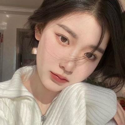 穿成权臣嫡女，我本色出演